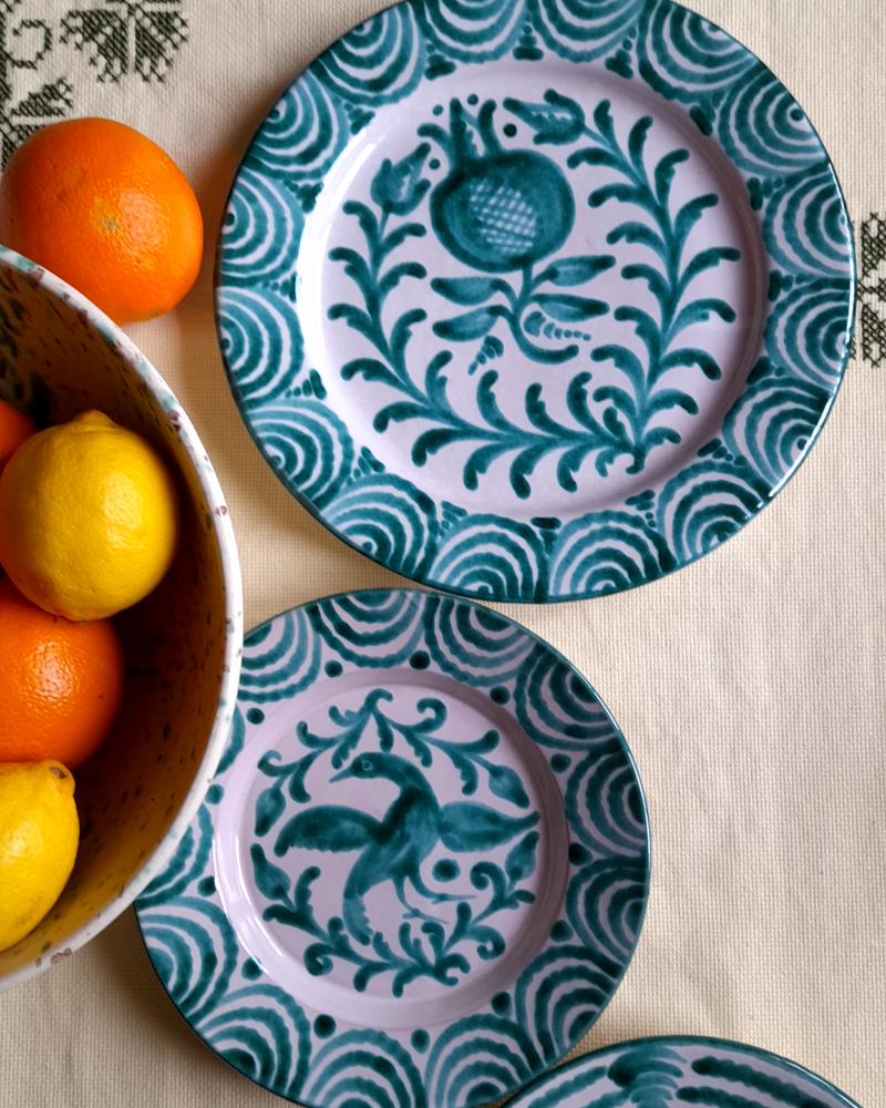 Granada Fajalauza Plate in Green — CASA PLETÓRICA — Handmade